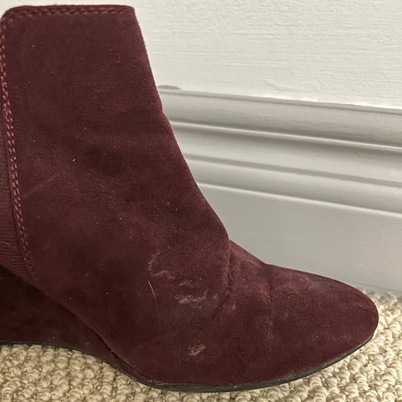 2/$20❤️- BOOTIES | Women’s George booties size 7 - Picture 2 of 6